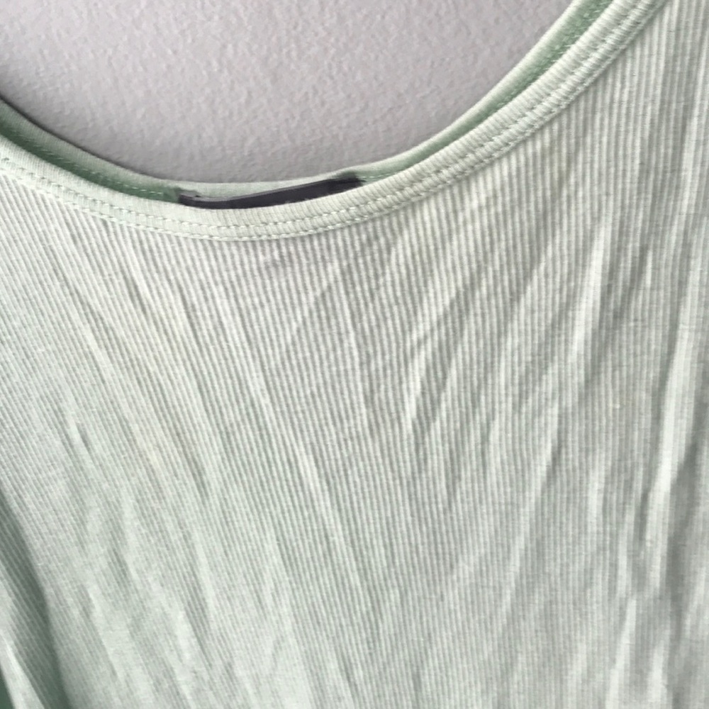 Tank top - Picture 2 of 2